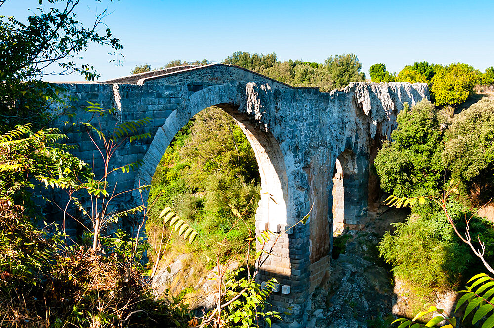 Roman Bridge of the Devil, River Fiora, Vulci, Province of Viterbo, Lazio, Maremma, Italy, Europe