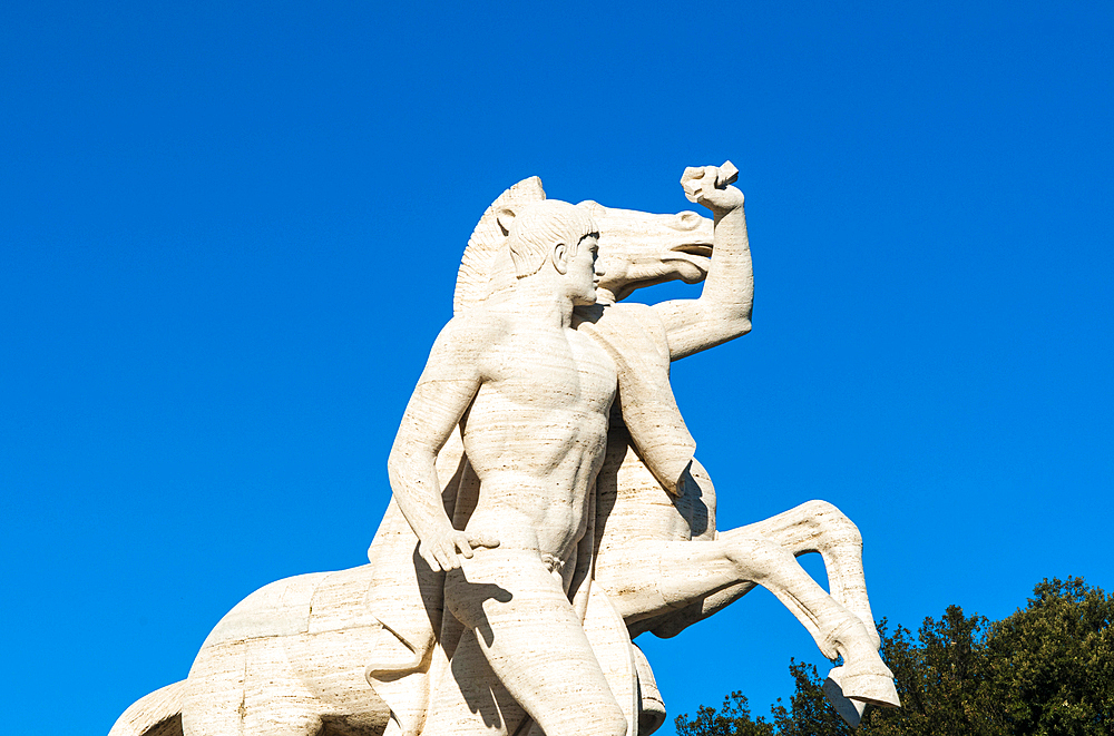 Statue at Palazzo della Civilta Italiana (Palazzo della Civilta del Lavoro) (Square Colosseum), EUR, Rome, Latium (Lazio), Italy, Europe