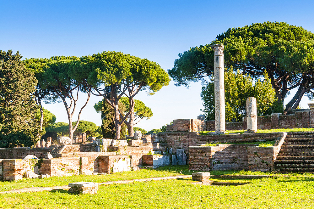 Round temple (Tempio Rotondo), Ostia Antica archaeological site, Ostia, Rome province, Latium (Lazio), Italy, Europe