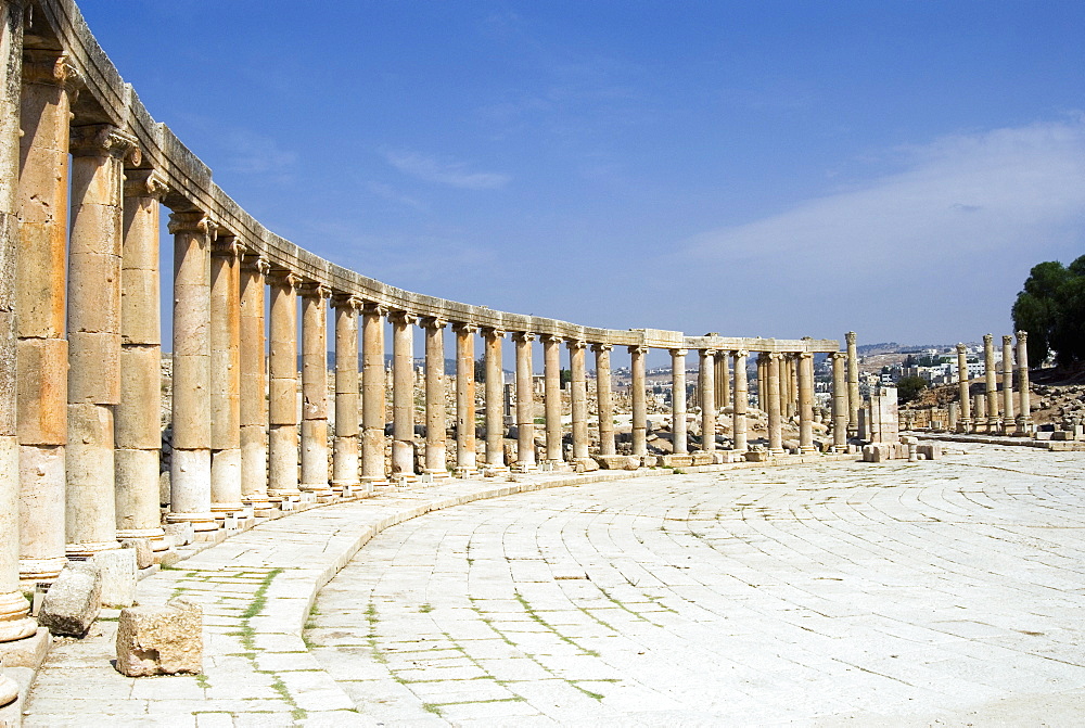 Oval Plaza with colonnade and ionic columns, Jerash (Gerasa), a Roman Decapolis city, Jordan, Middle East