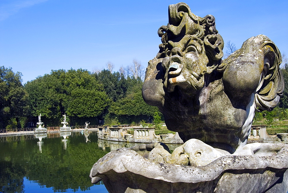 Vasca dell'Isola (Island's Pond), Harpy's Fountain, Boboli Gardens, Florence, Tuscany, Italy, Europe