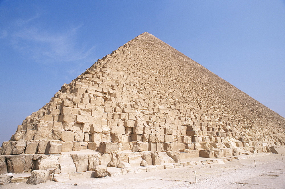 Pyramid of Cheops, Giza, UNESCO World Heritage Site, near Cairo, Egypt, North Africa, Africa