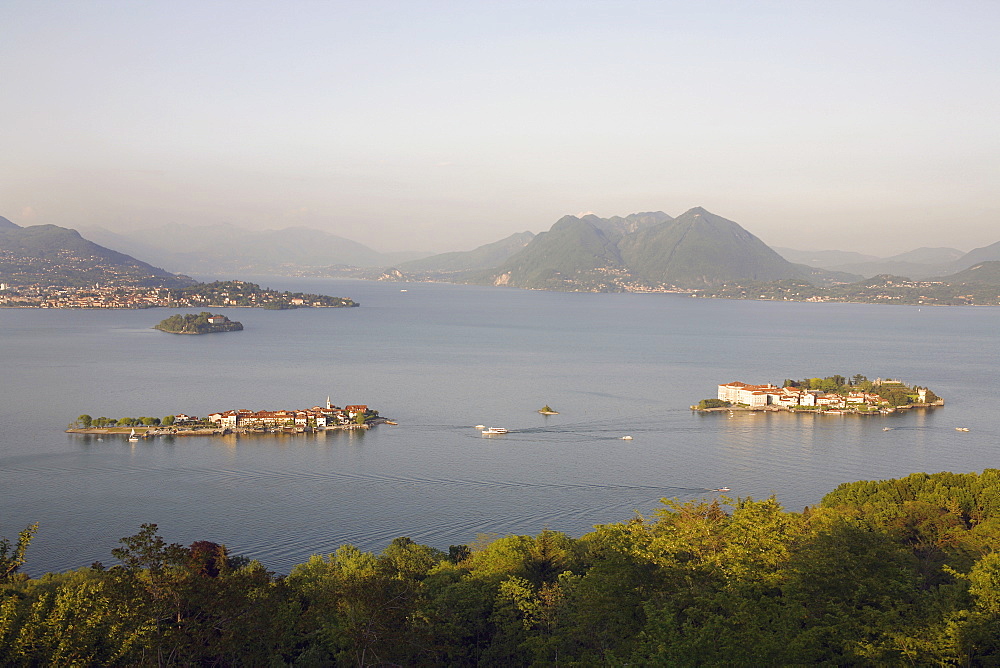 Isola Bella and Isola dei Pescatori. Borromeo Islands, Stresa, Lake Maggiore, Piedmont, Italy, Europe