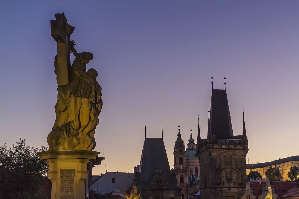 Charles Bridge, UNESCO World Heritage Site, Prague, Czech Republic, Europe