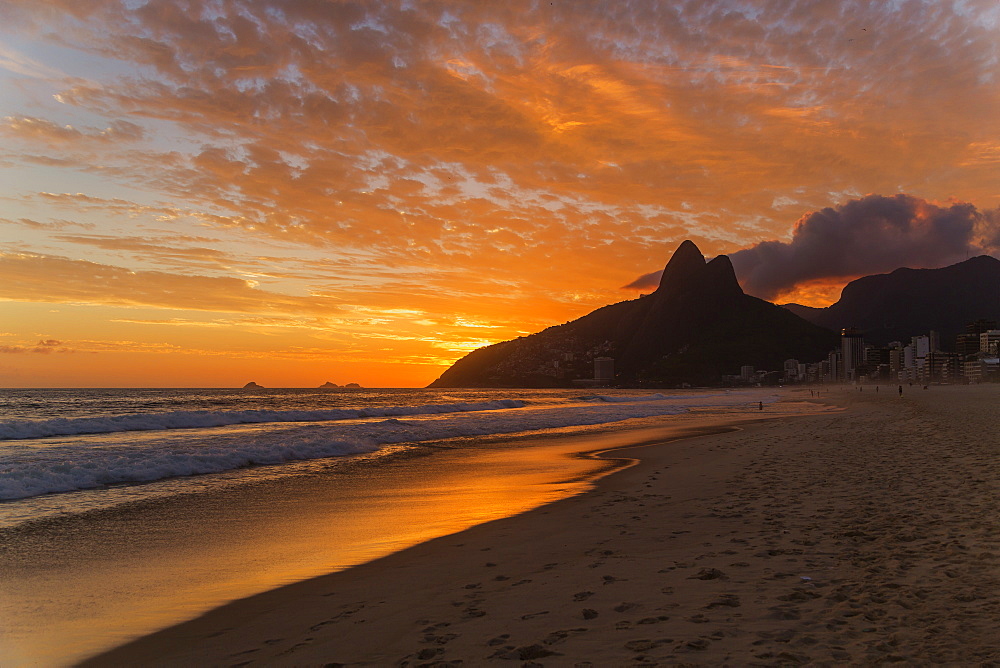 Ipanema Beach at sunset, Rio de Janeiro, Brazil, South America