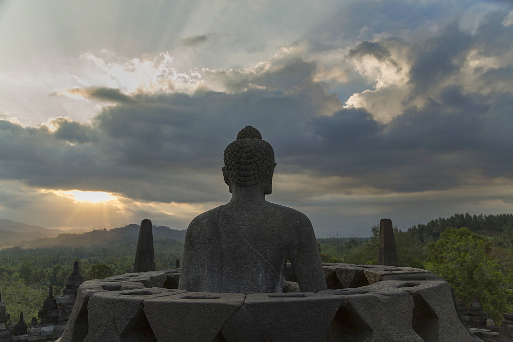 Borobudur Buddhist Temple, UNESCO World Heritage Site, Java, Indonesia, Southeast Asia, Asia