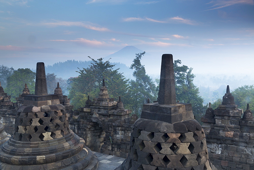 Borobudur Buddhist Temple, UNESCO World Heritage Site, Java, Indonesia, Southeast Asia, Asia