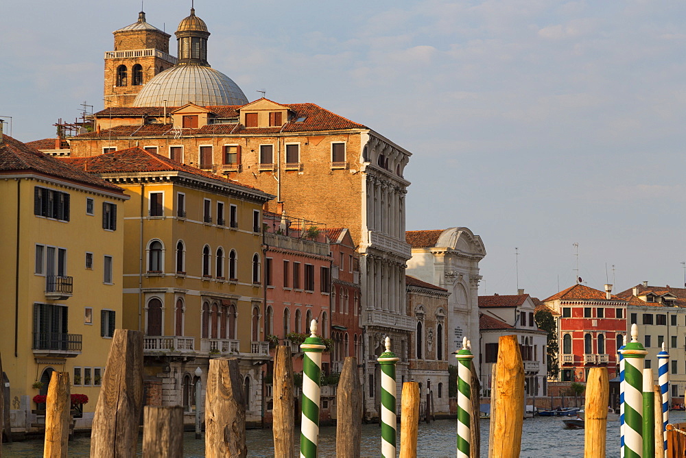 Facades of buildings along the Grand Canal, Venice, UNESCO World Heritage Site, Veneto, Italy, Europe