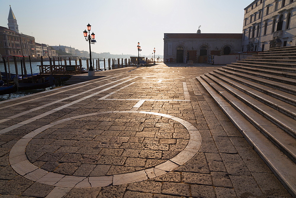 Campo della Salute and the steps of Santa Maria della Salute on the Grand Canal in early morning light, Venice, UNESCO World Heritage Site, Veneto, Italy, Europe