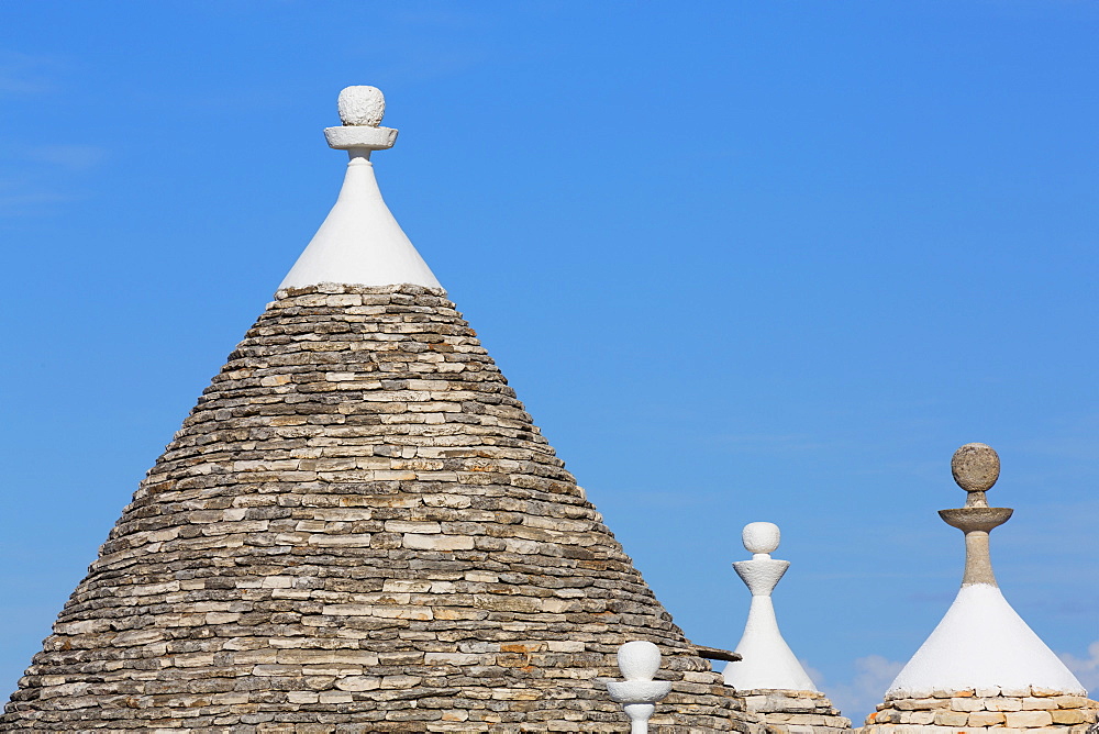 Roof of traditional trullos (trulli) in Alberobello, UNESCO World Heritage Site, Puglia, Italy, Europe