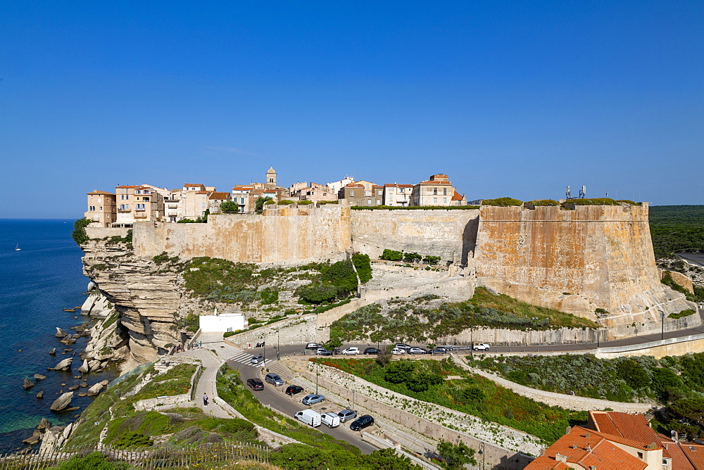 The Citadel and old town of Bonifacio perched on rugged cliffs, Bonifacio, Corsica, France, Mediterranean, Europe