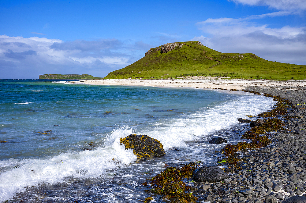 Shoreline at Coral beach on the Isle of Skye, Inner Hebrides, Scotland.