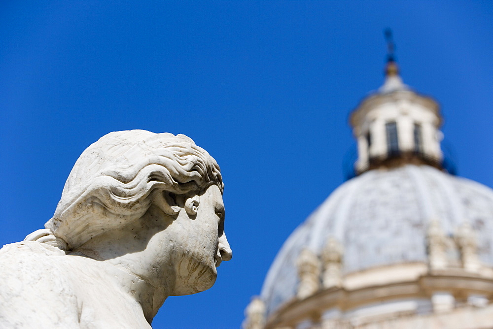 Statue, fountain, Fontana Pretoria, Palermo, Sicily, Italy, Europe