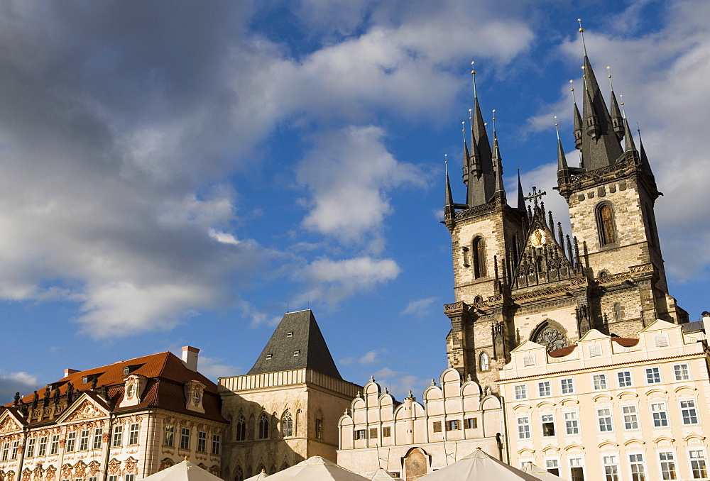 Kisky Palace and House of the Stone Bell on the Old Town Square, with the Church of Our Lady before Tyn in the background, Old Town, Prague, Czech Republic, Europe