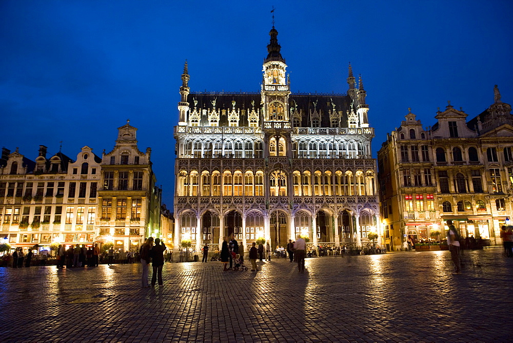 Evening, Musee de la Ville de Bruxelles, Grand Place, Brussels, Belgium, Europe