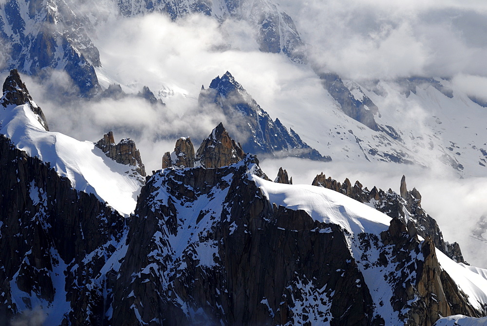 Mountain peaks, Mont Blanc range, Haute-Savoie, French Alps, France, Europe