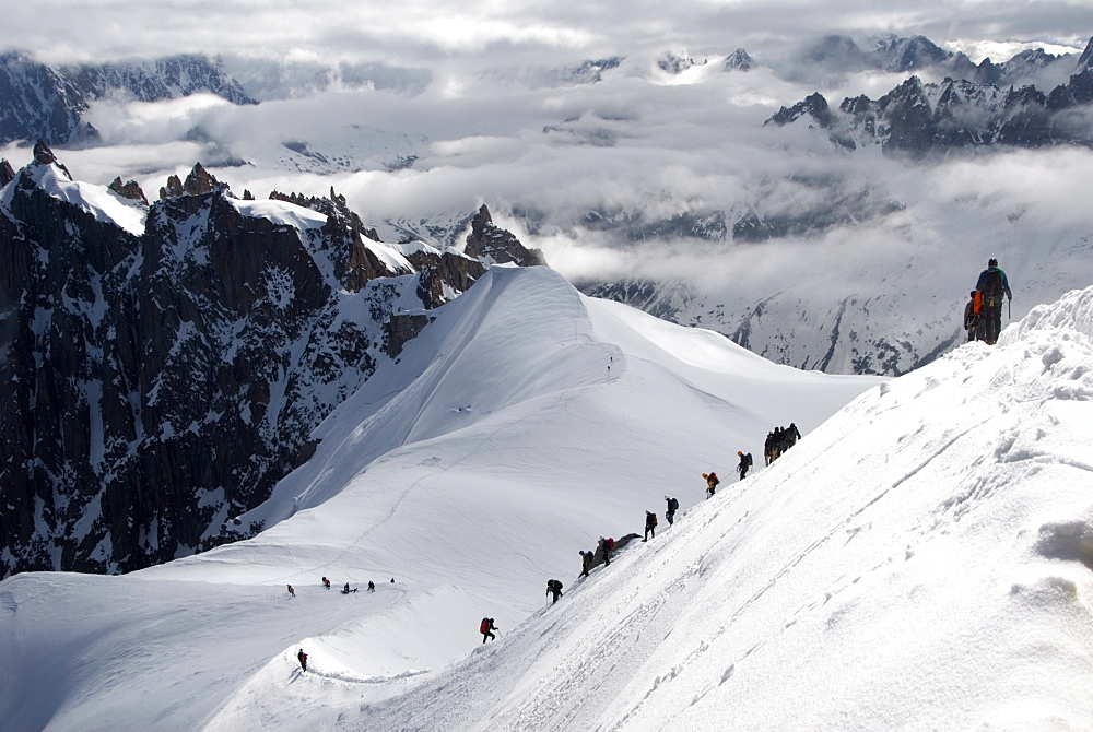 Mountaineers and climbers, Mont Blanc range, French Alps, France, Europe