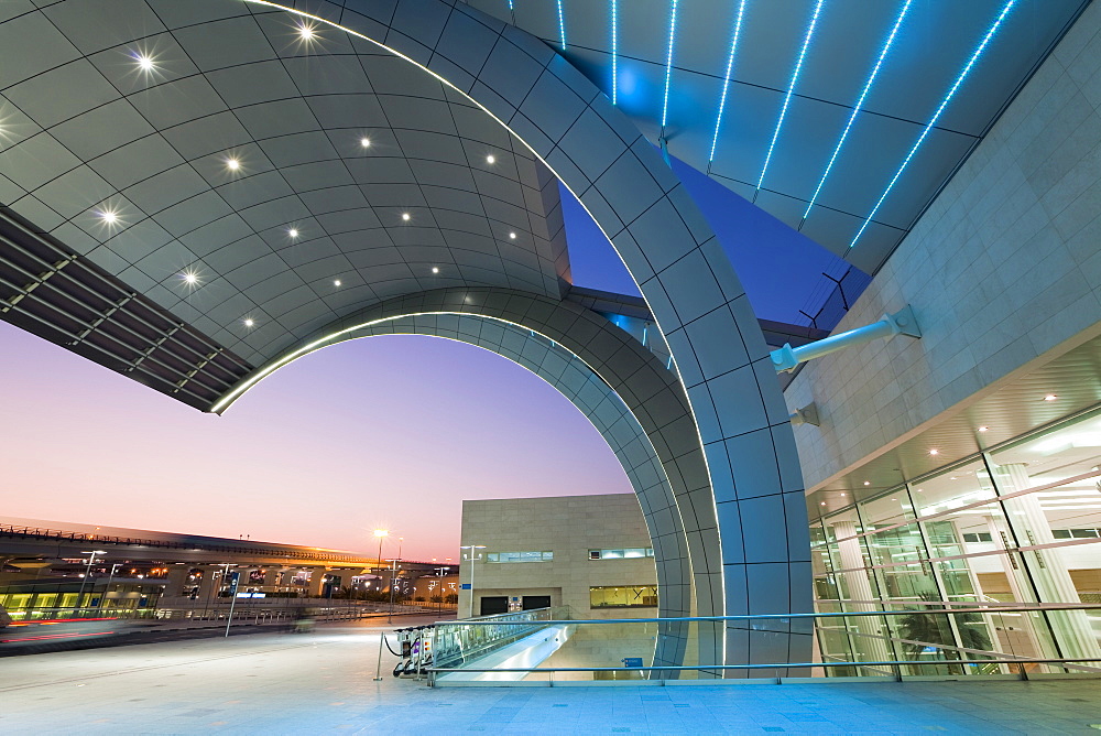 Stylish modern architecture of Terminal 3 opened in 2010, Dubai International Airport, Dubai, United Arab Emirates, Middle East