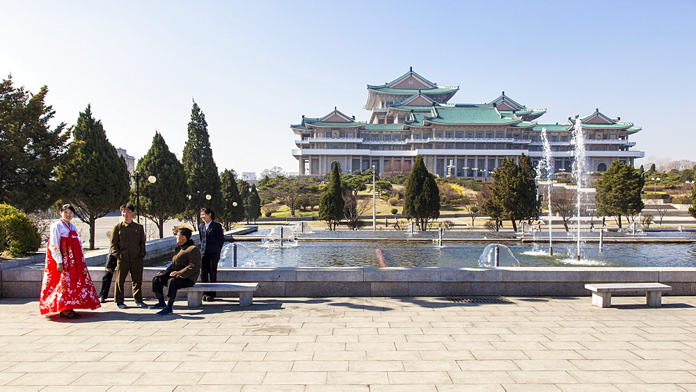 Mansudae Arts Theatre and fountains, Pyongyang, Democratic People's Republic of Korea (DPRK), North Korea, Asia