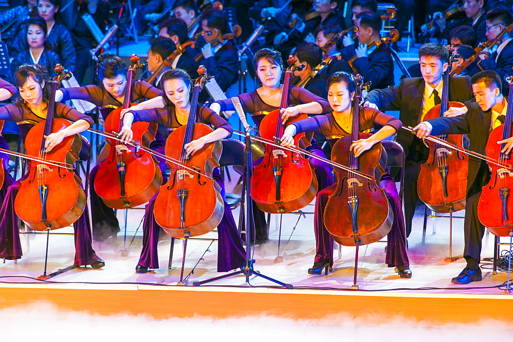 Pyongyang Indoor Stadium performance, Pyongyang, Democratic People's Republic of Korea (DPRK), North Korea, Asia