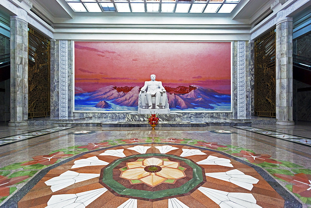 Statue of Kim Il Sung, Grand People's Study House, Pyongyang, Democratic People's Republic of Korea (DPRK), North Korea, Asia