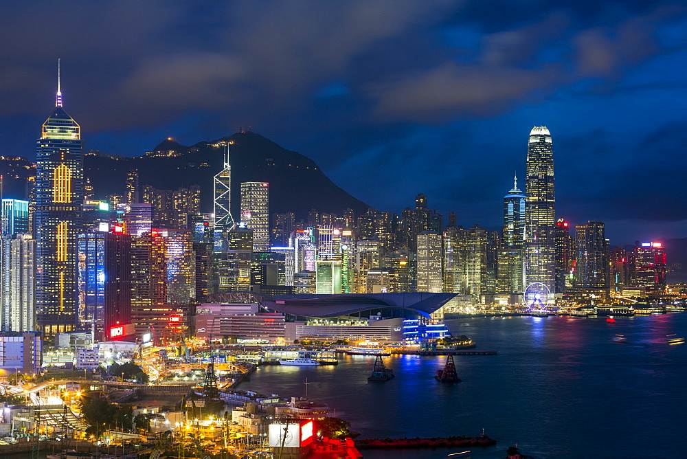 Elevated view, Harbour and Central district of Hong Kong Island and Victoria Peak, Hong Kong, China, Asia