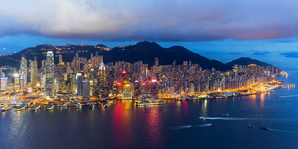 Elevated view, Harbour and Central district of Hong Kong Island and Victoria Peak, Hong Kong, China, Asia