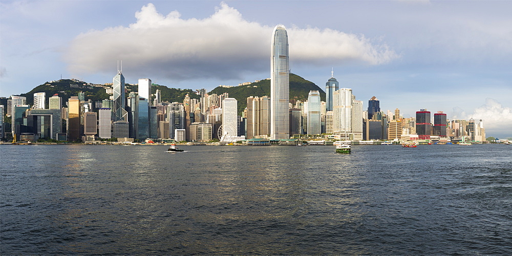 Hong Kong skyline seen from the Kowloon Side of the Harbour, Hong Kong, China, Asia