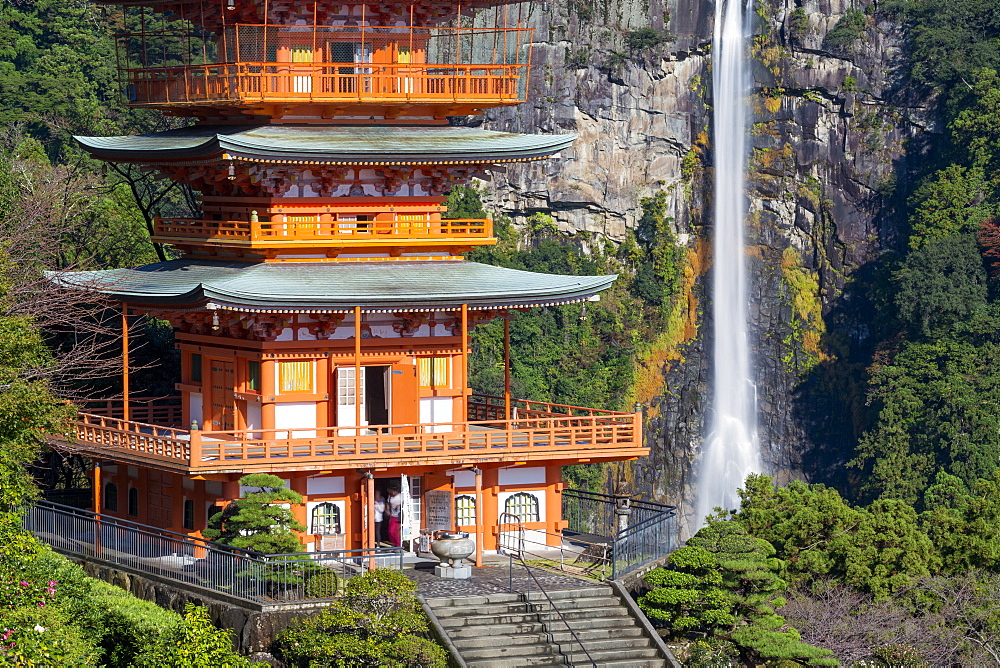 Nachisan Seiganto-ji pagoda at Kumano Nachi Shrine with Nachi Falls in the background, Wakayama, Japan, Asia