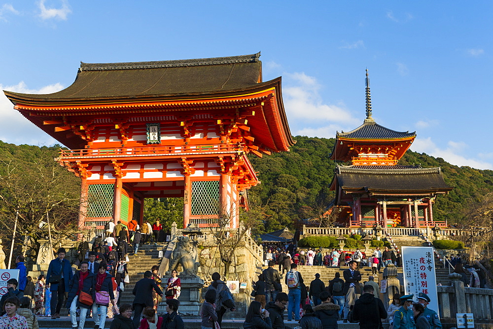 Kiyomizu-dera temple, UNESCO World Heritage Site, Kyoto, Honshu, Japan, Asia