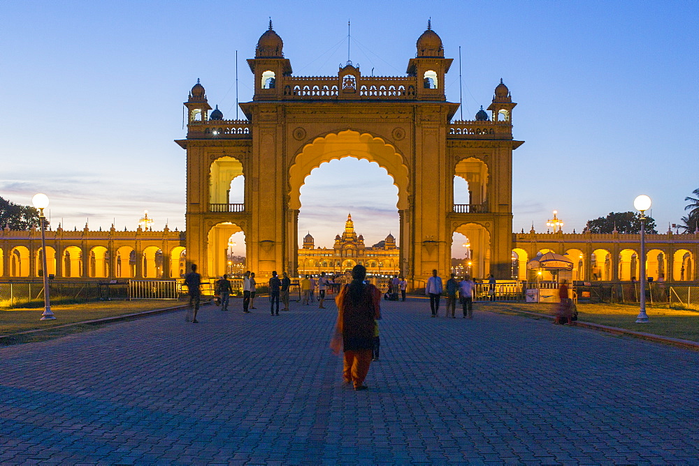 City Palace, entrance gateway to the Maharaja's Palace, Mysore, Karnataka, India, Asia