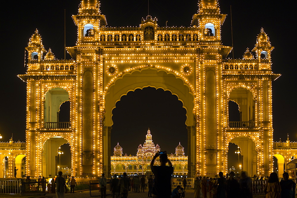 City Palace, entrance gateway to the Maharaja's Palace, Mysore, Karnataka, India, Asia