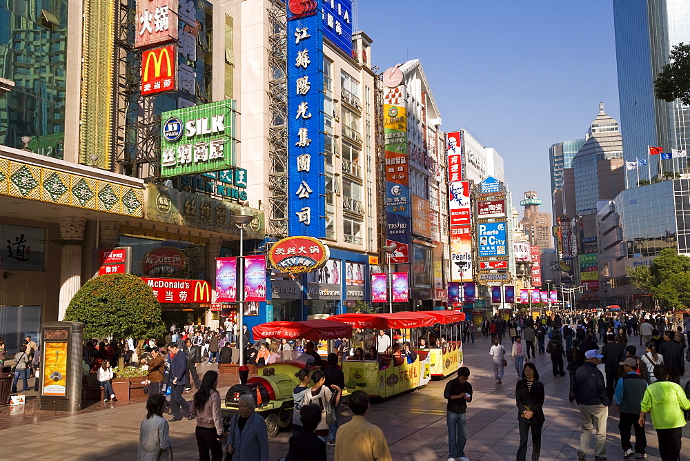 View looking along Nanjing Donglu, Shanghai's main pedestrianized shopping street, Shanghai, China, Asia