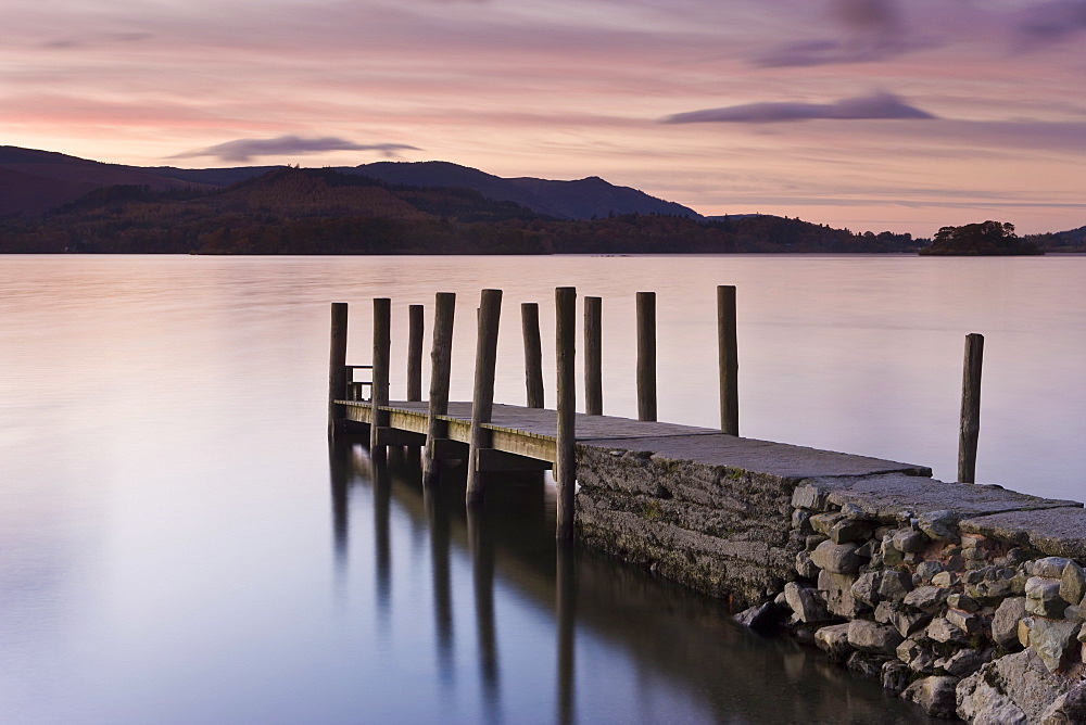 View along wooden jetty at Barrow Bay landing, Derwent Water, Lake District National Park, Cumbria, England, United Kingdom, Europe