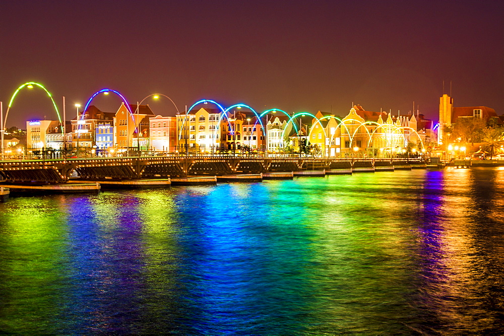 Queen Wilhelmina Bridge, evening, Willemstad, Curacao, ABC Islands, Dutch Antilles, Caribbean, Central America