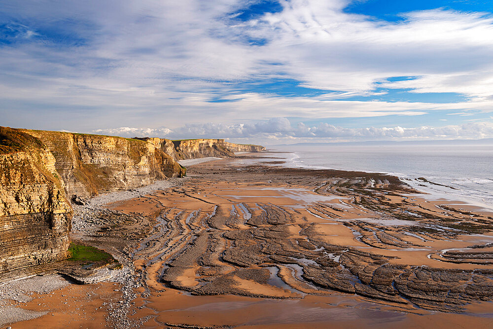 Dramatic coastline of Glamorgan Heritage Coast near Dunraven Bay, South Wales, United Kingdom, Europe