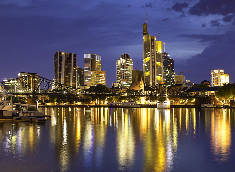 Skyline and Iron Bridge at dusk, Frankfurt, Hesse, Germany, Europe