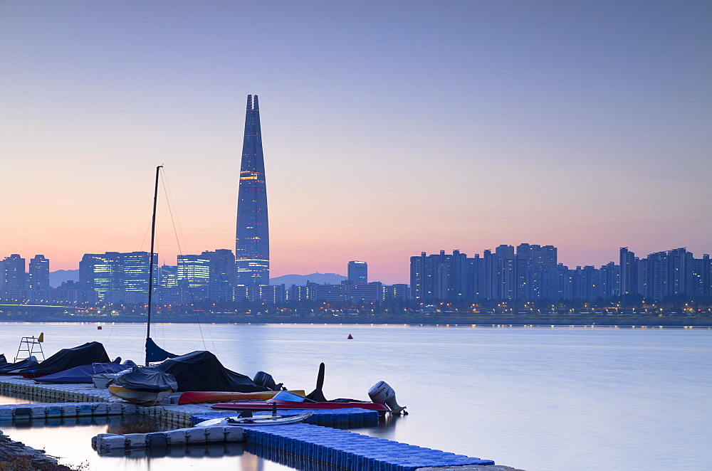 Lotte World Tower and Nam River at dawn, Seoul, South Korea, Asia