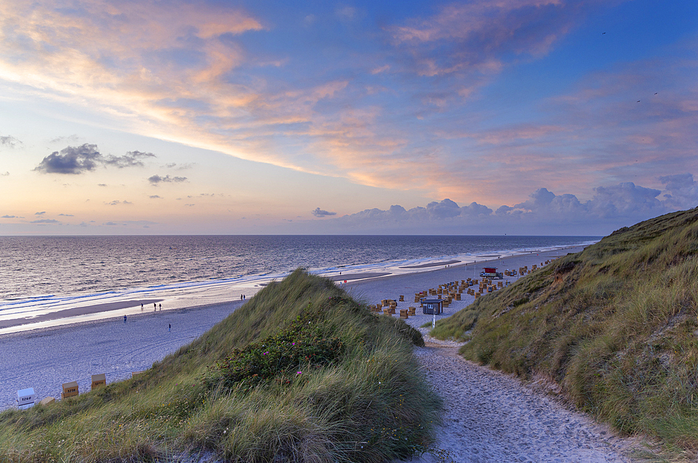 Wenningstedt beach at sunset, Sylt, Schleswig Holstein, Germany, Europe