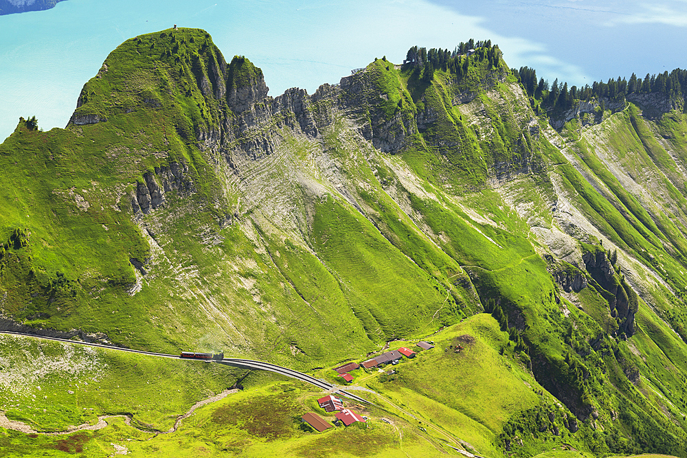 Brienz Rothorn train and Lake Brienz, Brienz, Bernese Oberland, Switzerland