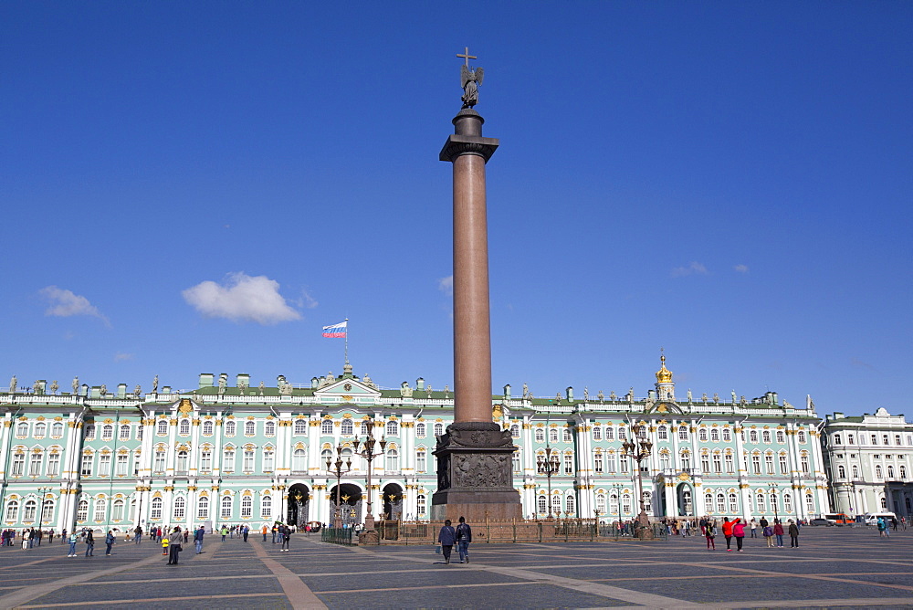 Alexander Column on Palace Square, State Hermitage Museum (Winter Palace) in the background, UNESCO World Heritage Site, St. Petersburg, Russia, Europe