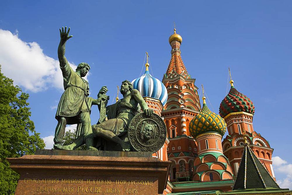 St. Basil's Cathedral, Red Square, UNESCO World Heritage Site, Moscow, Russia, Europe