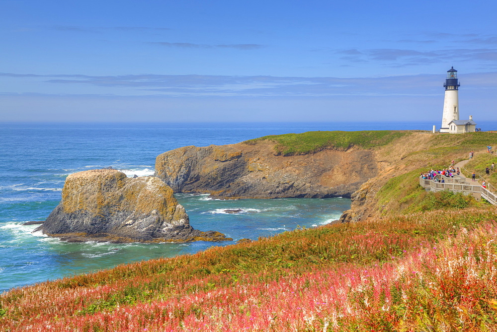 Yaquina Lighthouse, near Agate Beach, Oregon, United States of America, North America