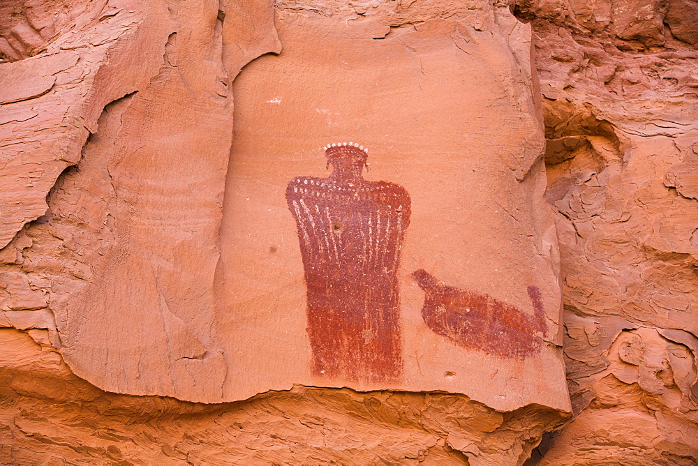 Moki (Moqui) Queen Pictograph, Glen Canyon National Recreation Area, Utah, United States of America, North America