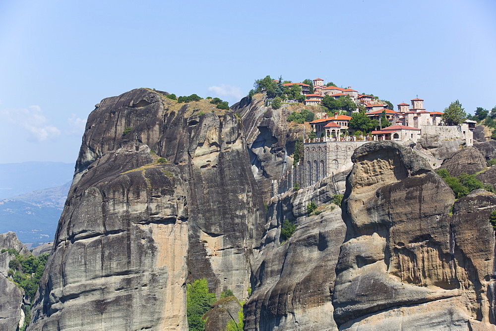 Holy Monastery of Varlaam in the foreground, Meteora, UNESCO World Heritage Site, Thessaly, Greece, Europe