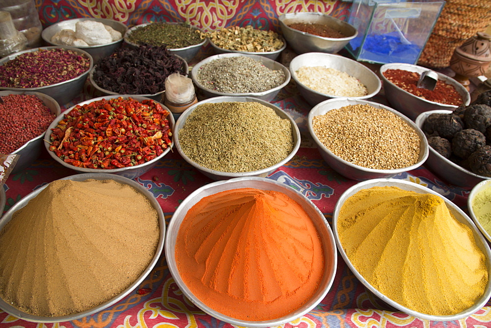 Spices, Nagaa Suhayi Gharb, Nubian Village, Aswan, Egypt, North Africa, Africa