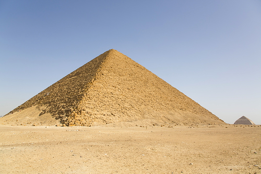 Red Pyramid, with Bent Pyramid in background, UNESCO World Heritiage Site, Dahshour, Egypt, North Africa, Africa