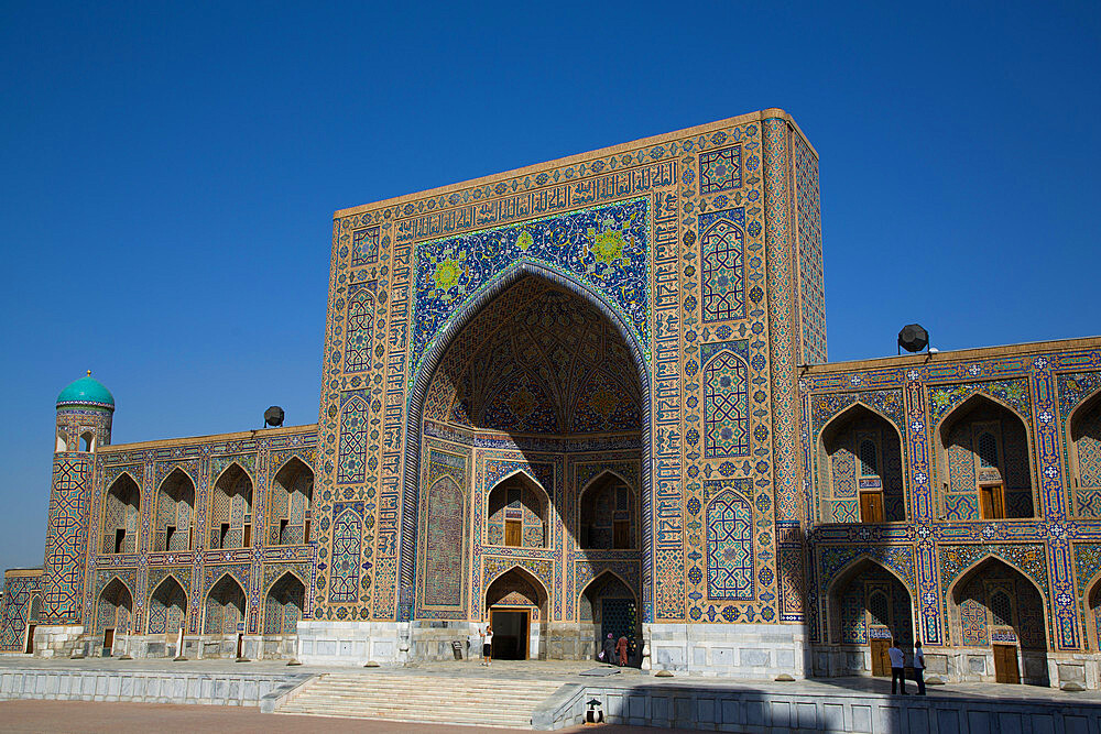 Tilla-Kari Madrassah (Completed 1660), Registan Square, Samarkand, Uzbekistan