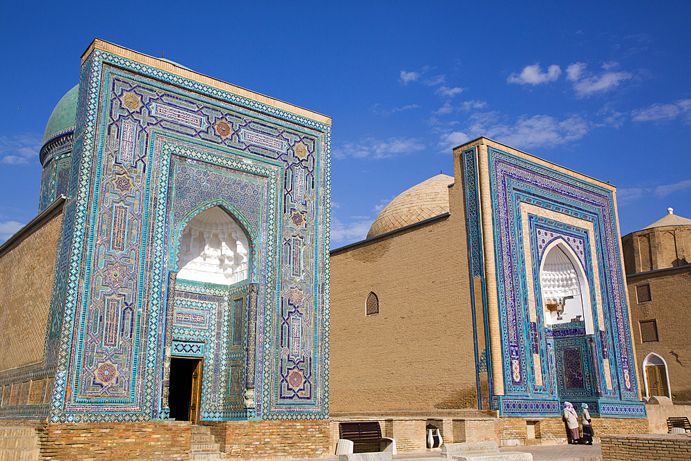 Usto Ali Nasafi Mausoleum (left), Middle Complex, Shah-I-Zinda, Samarkand, Uzbekistan