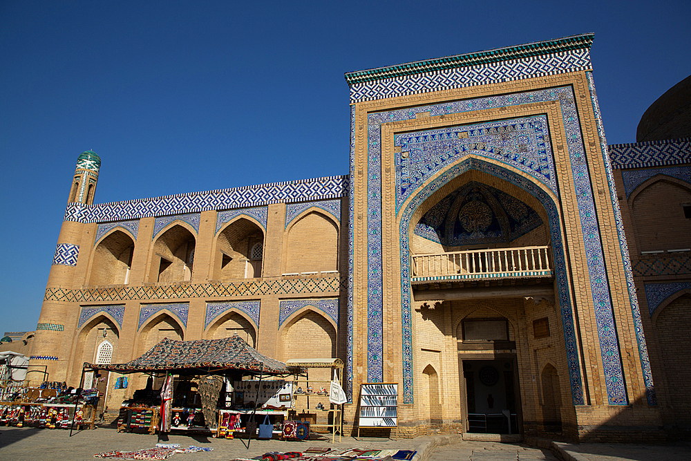 Goods for Sale, Islam Khoja Madrasah, Ichon Qala (Itchan Kala), UNESCO World Heritage Site, Khiva, Uzbekistan, Central Asia, Asia